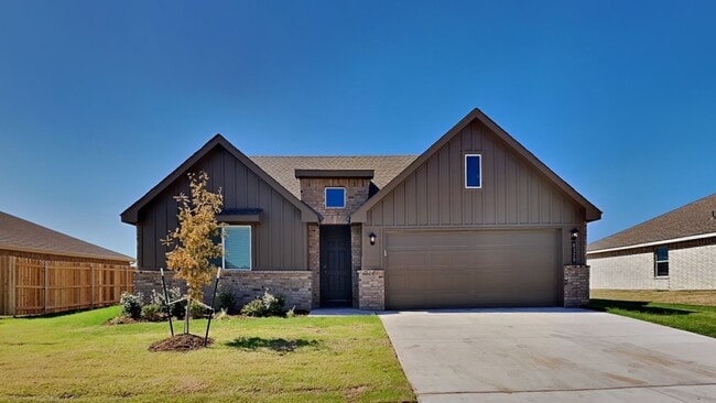 Building Photo - A Very Stunning and Spacious 4 Bedroom 2 Bath Home in Putnam City Schools