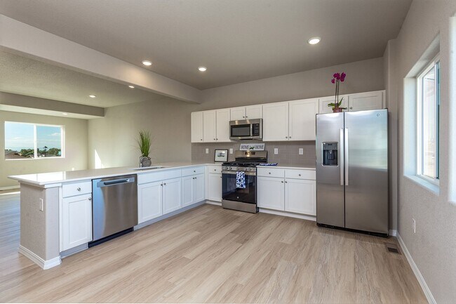 Photo - Single Family Home for Rent in Northeast o...