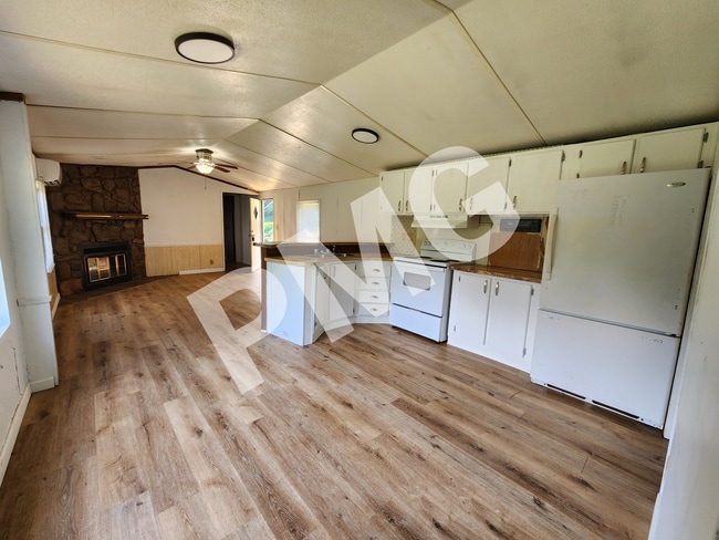 Photo - 306 Gethsemane Dr