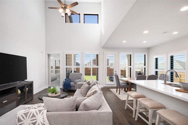 Photo - 9600 Acorn Ln