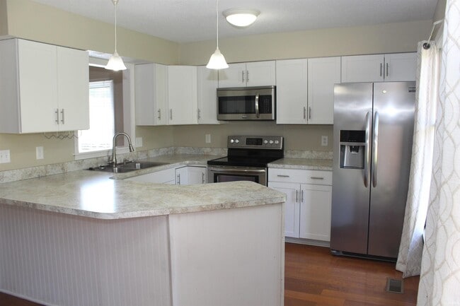 Photo - 7601 Bellemeade Ave