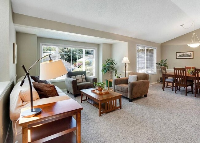 Photo - 4634 Croisan Scenic Way S