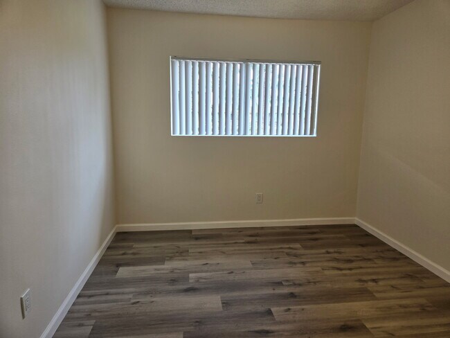 The Californian Apartments