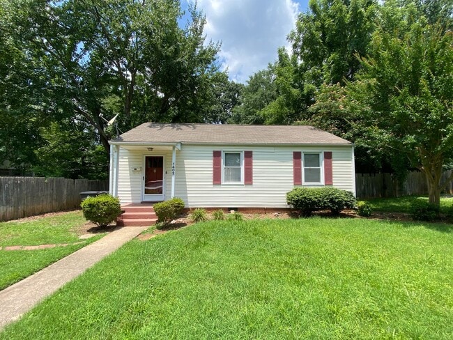Photo - 1402 Chelsea St Casa