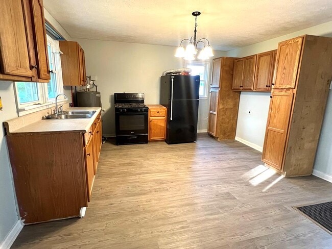 Photo - 117 Williams St