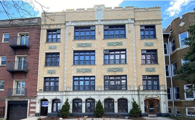 Building Photo - 1127 W Farwell Ave Unit apt 1a