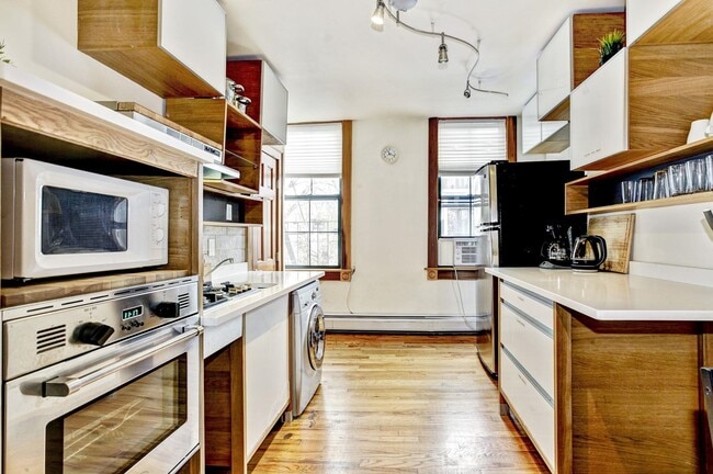 Photo - 314 6th St Unidad B