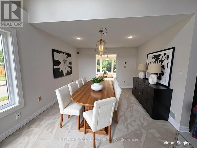 Photo - 43 Falconridge Dr