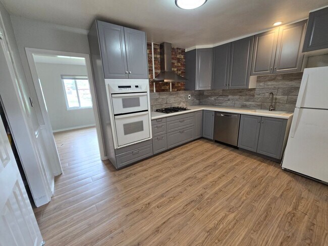 Photo - Charming Remodeled Ranch Home in Quiet Tho...