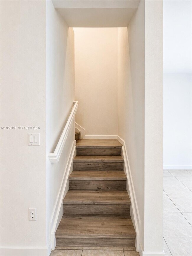 Photo - 2637 SE 12th St