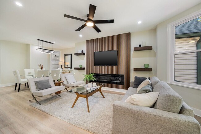 Photo - 4143 N Drake Ave