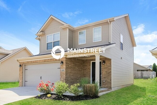 Photo - 3 Bedroom Pet-Friendly Home in Lexington, KY with Main Street Renewal