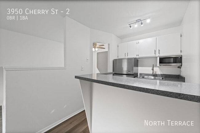 Photo - 3950 N Cherry St Unidad 2