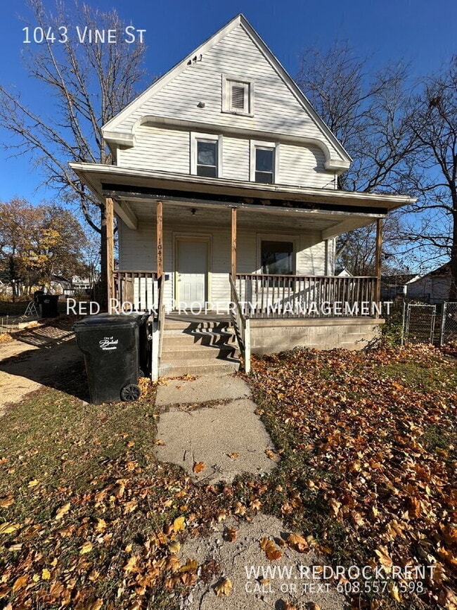 Building Photo - 1043 Vine St