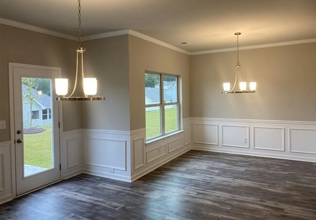 Photo - 2516 Bear Mountain St