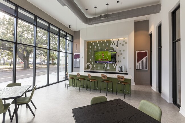Lofts at Cathedral |Downtown Jacksonville FL | Clubroom