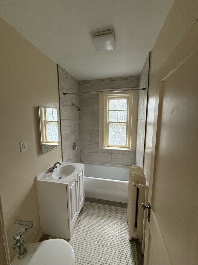 Photo - 225 W Main St Unit 225-4