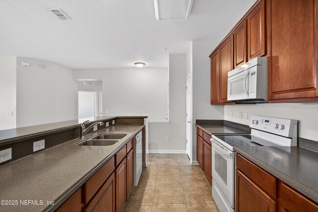 Photo - 11251 Campfield Dr Unit 2305
