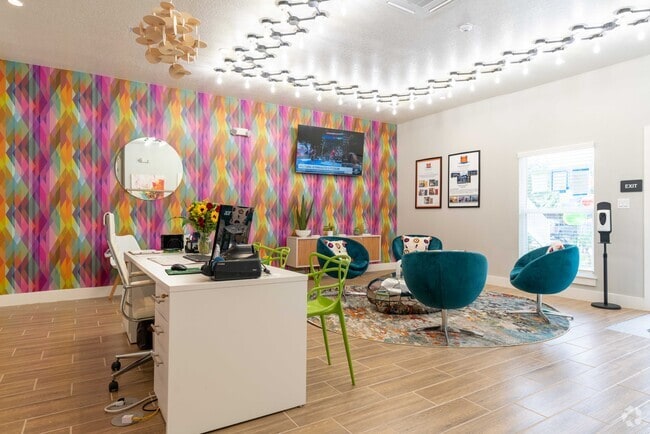 Photo - Mandarin Bay Apartments