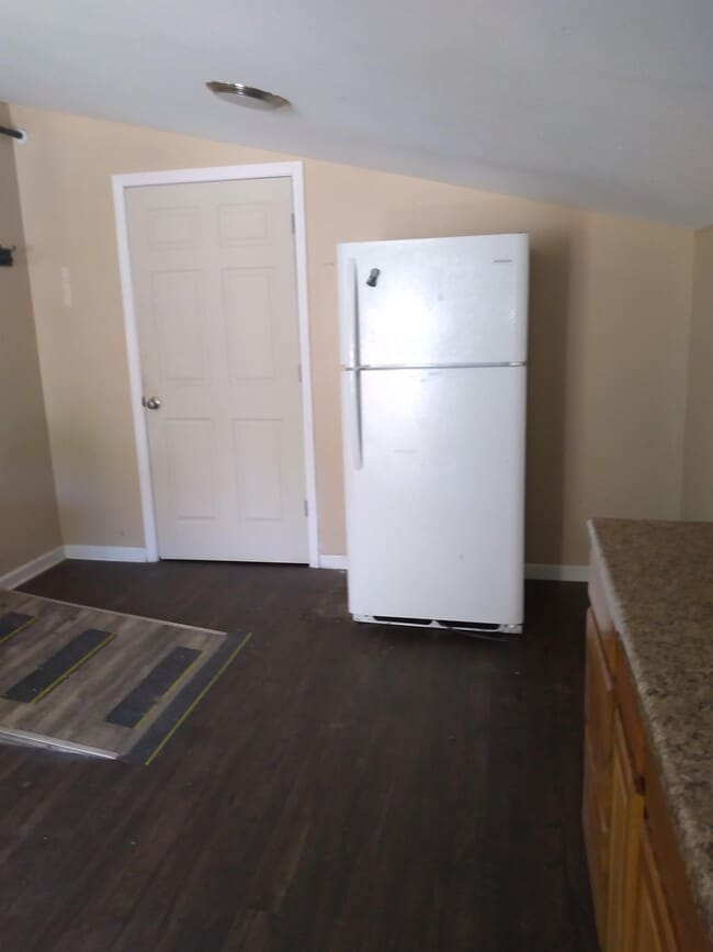 Photo - 216 S Pecan St