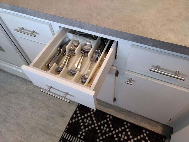 Photo - 2615 Garden Dr N Unit 207