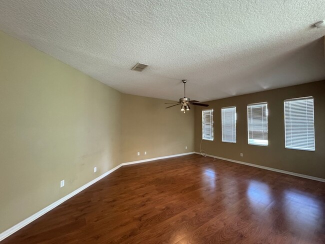 Photo - 4813 River Gem Ave
