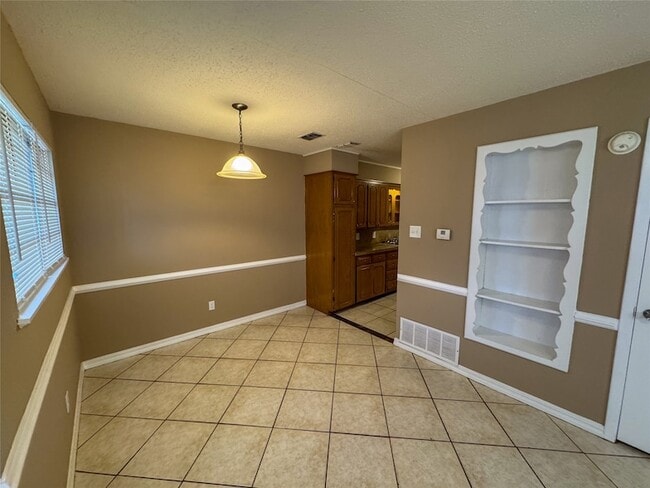 Photo - 1526 W Elm St