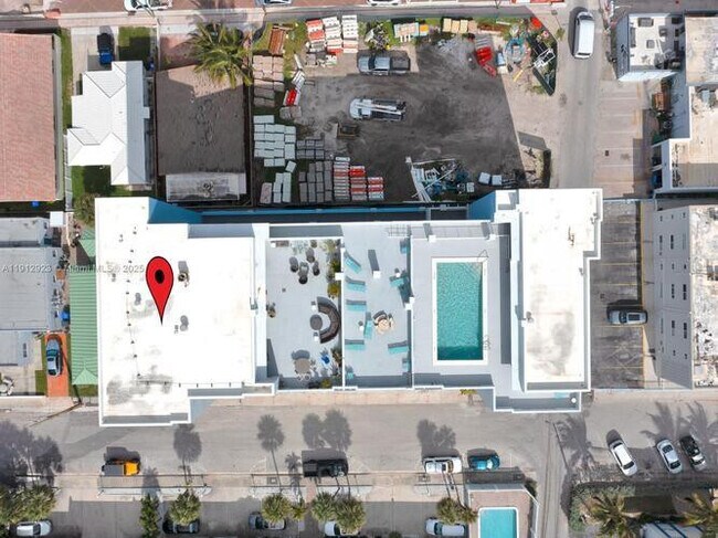 Photo - 320 S Surf Rd Unidad 304