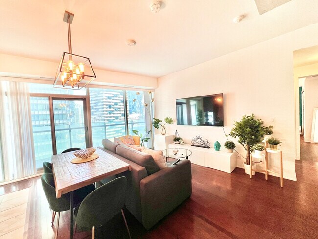 222 Bremner Blvd Unit SI ID1609130P