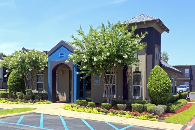 Leasing Office