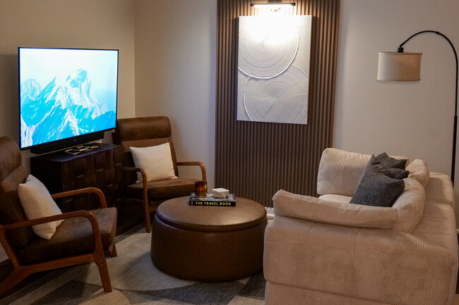 Building Photo - 350 G St SW Unit N507