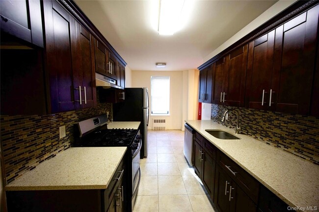 Photo - 2 Spruce St Unidad 2J