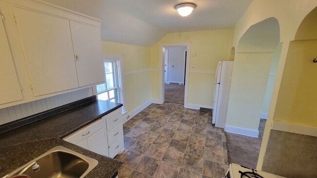 Photo - 713 McClellan St Unit #C