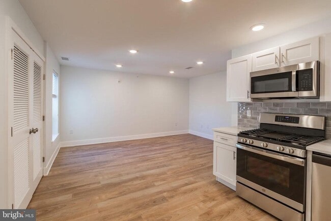 Photo - 1616 N Bailey St Unit 403