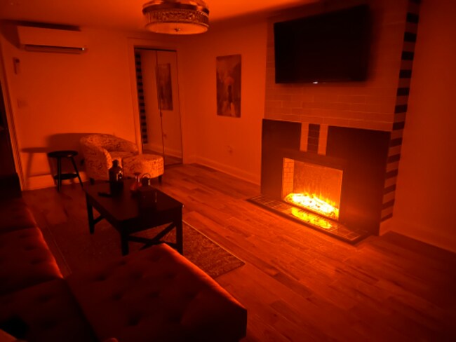 Photo - 248 Adelphi St Unidad Apt 1