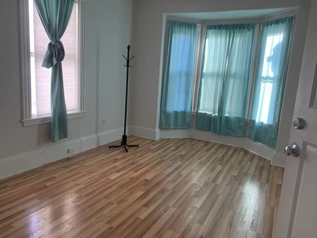 Photo - 32 E Cottage St Unit 2