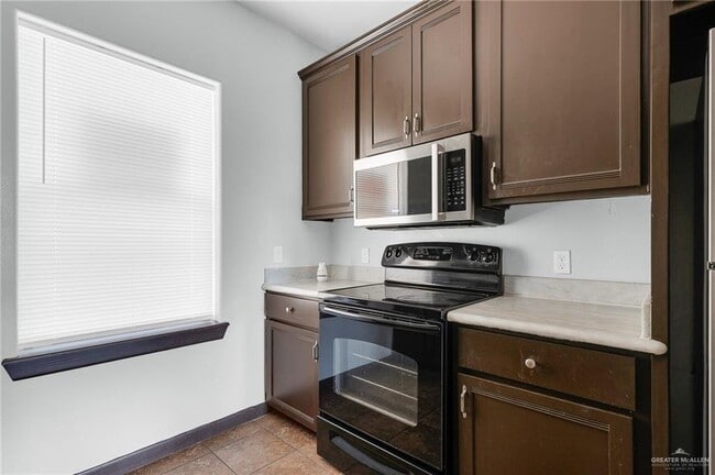 801 E Daffodil Ave Unit 1