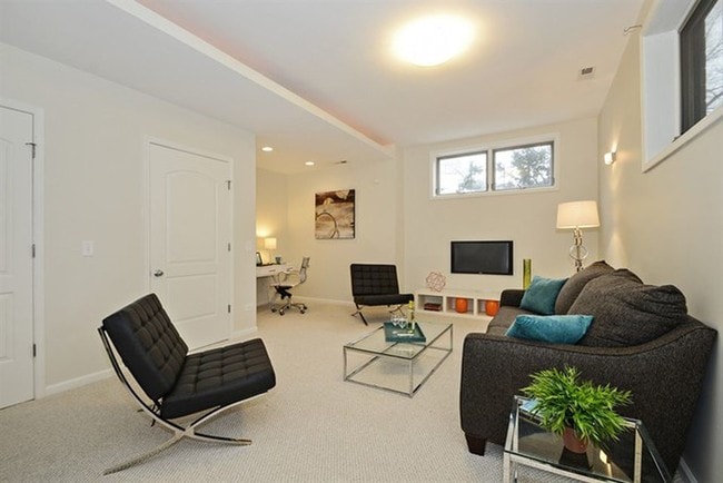 lower level den - 1915 S Racine Ave Unit 1