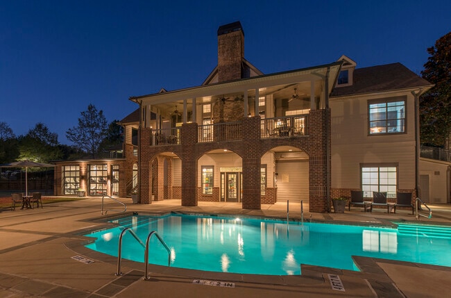 Photo - The Oaks at Lakeshore