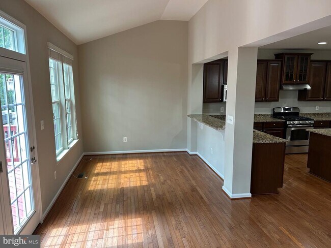 Photo - 45901 Peach Oak Terrace