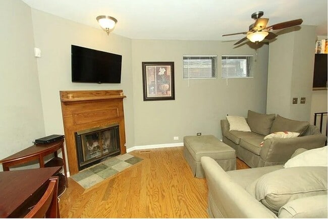 Photo - 2643 N Southport Ave Unit E