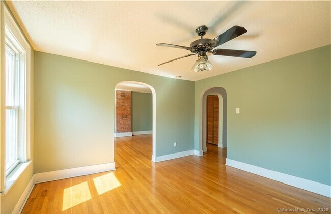 Photo - 768 State St Unit 3