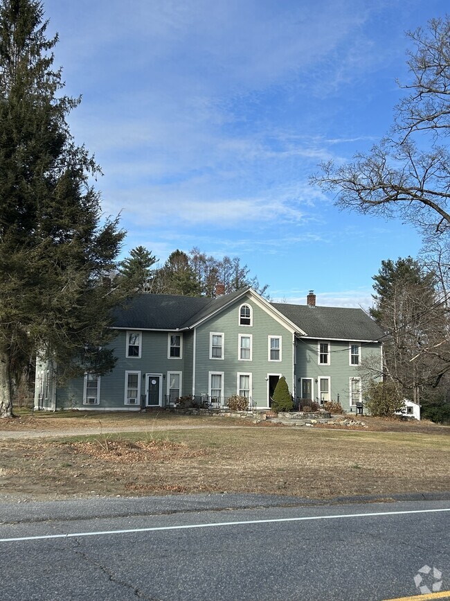 Building Photo - 1092 Bantam Rd Unit 3 Rental