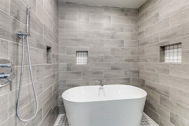 Photo - 2386 Chart Dr