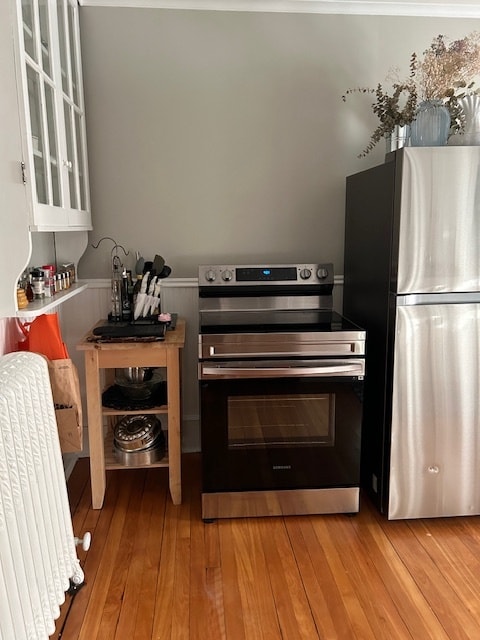 Stainless Appliances - 19 Orchard Ter Unit 21B