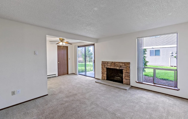Photo - 146 Leo Pl Unit CT146C