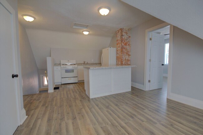 Photo - 1534 15th St Unit upper