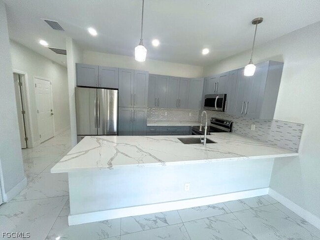 Photo - 398 Pennfield Ave