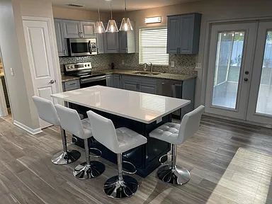 Photo - Fully renovated 3 bedrooms with 2 full baths single-family home in Oakford Park, a few minutes wa...