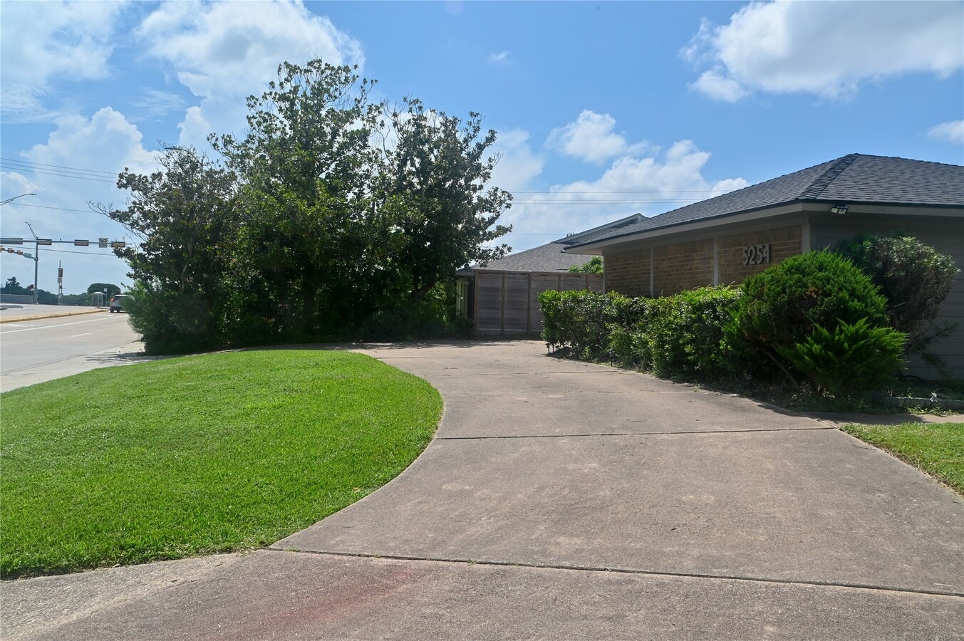 Photo - 5254 N Braeswood Blvd